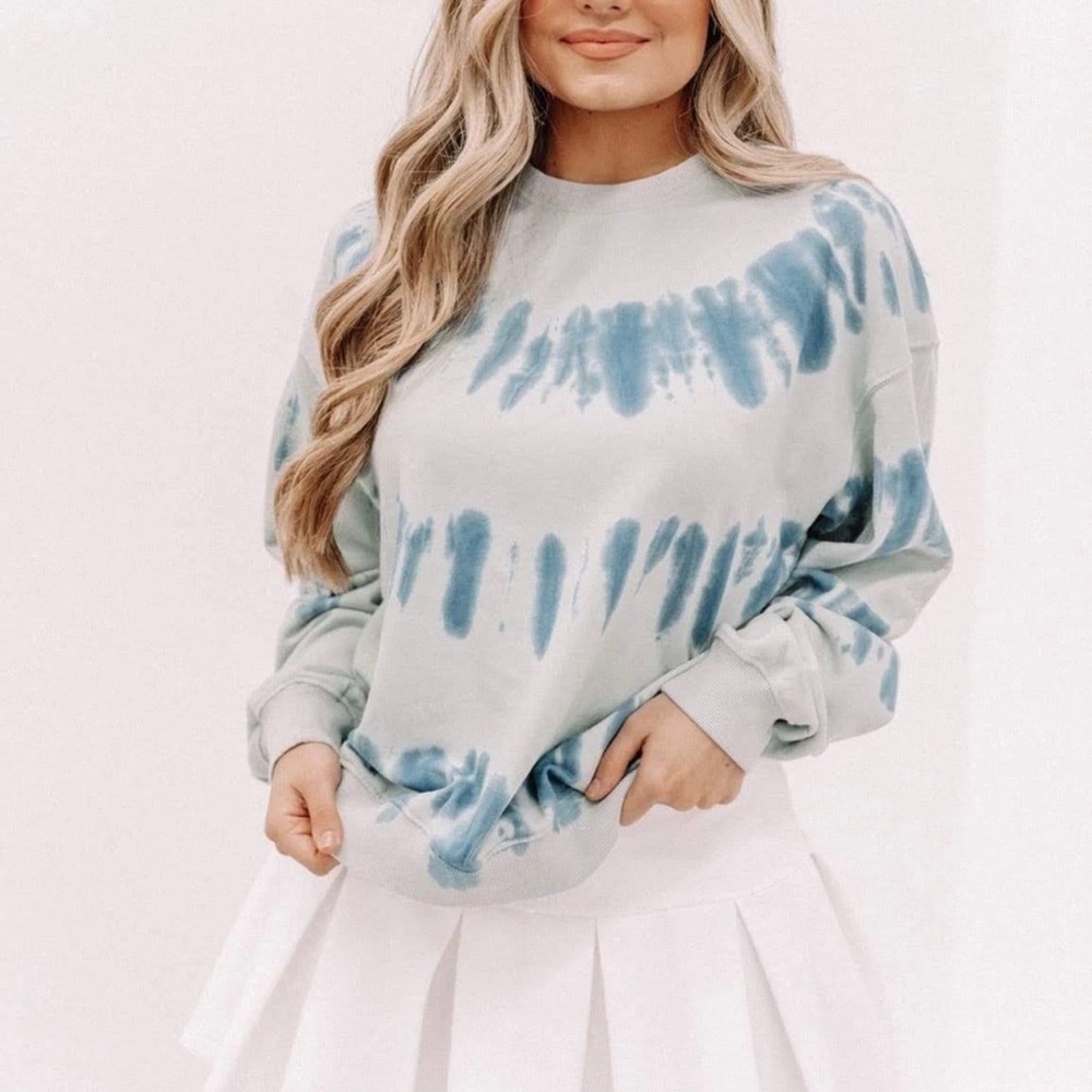 Tie dye crew neck
